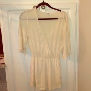 BB Dakota off white romper - size small